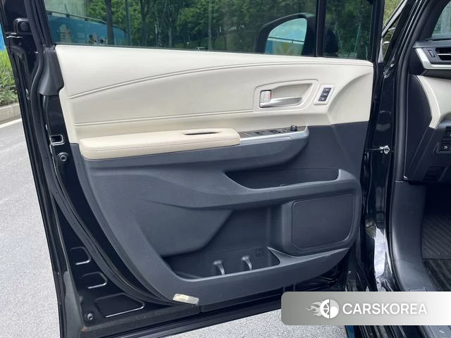 Toyota Grevia 2024 Черный из Китая