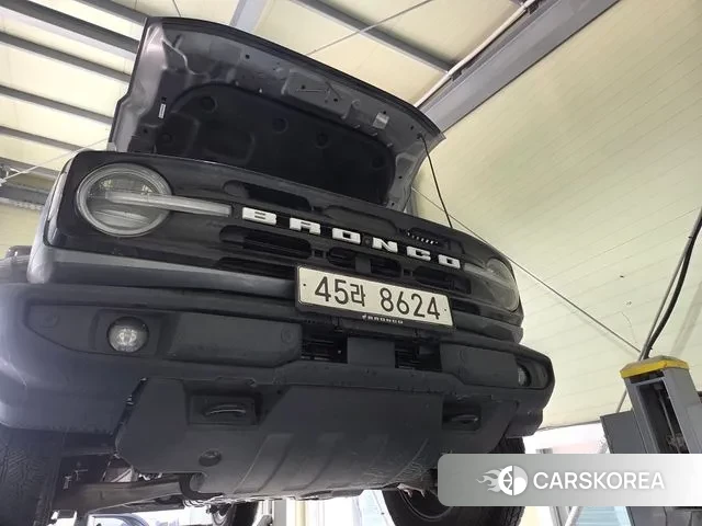 Ford Bronco 6th Generation 2024 Серый из Кореи