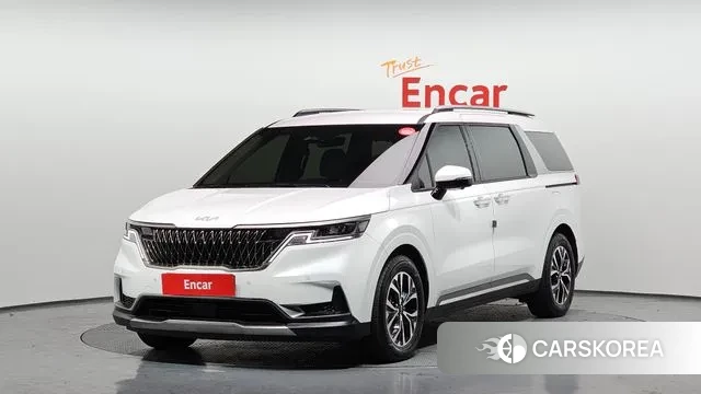 Kia Carnival 4th generation 2023 Белый из Кореи
