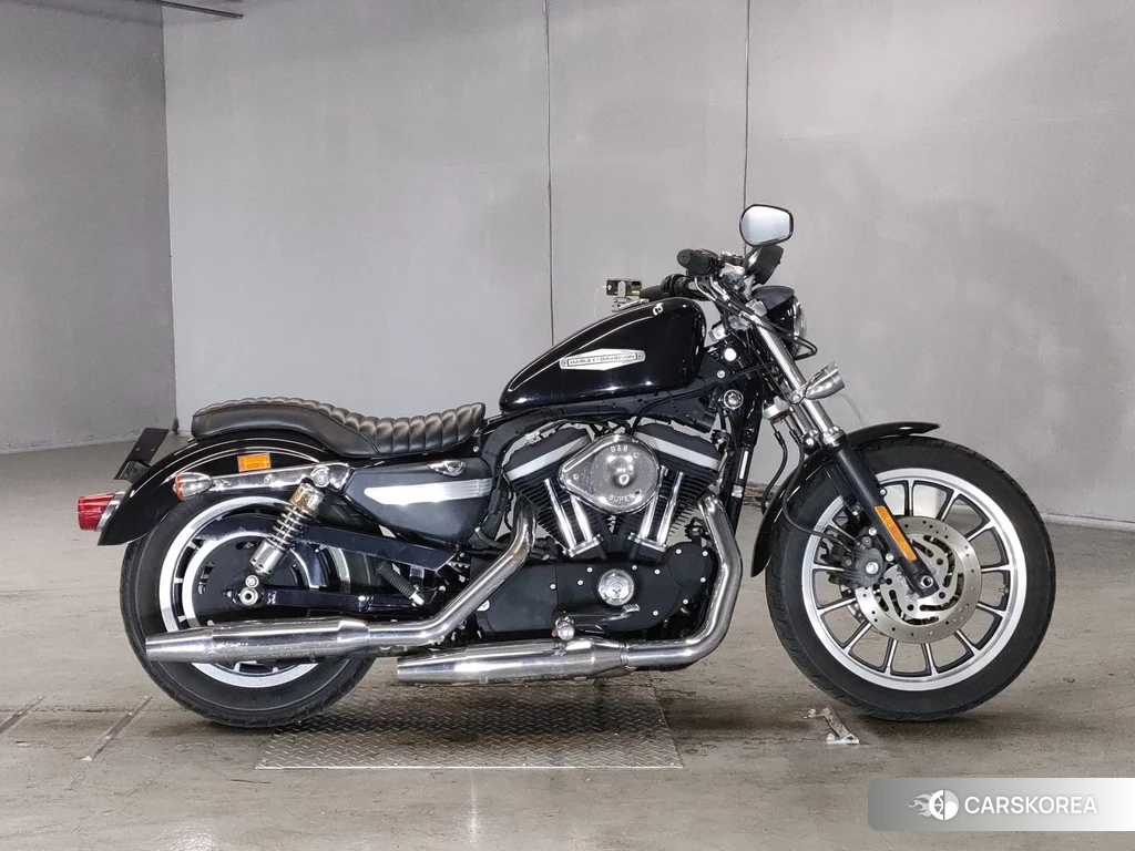 Проданный Harley-Davidson Sportster XL883R 2010 из Японии