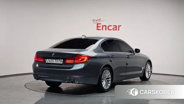 BMW 5 Series (G30) 2019 Серый из Кореи