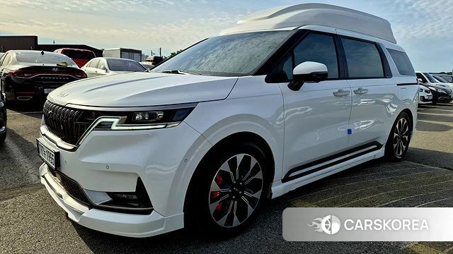 Kia Carnival 4th generation 2023 Белый из Кореи