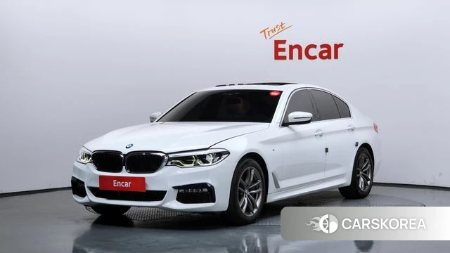 BMW 5 Series (G30) 2018 Белый из Кореи