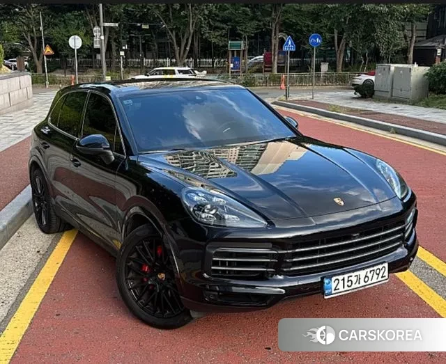 Porsche Cayenne (PO536) 2019 Черный из Кореи