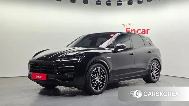 Porsche Cayenne (PO536) 2024 Черный из Кореи