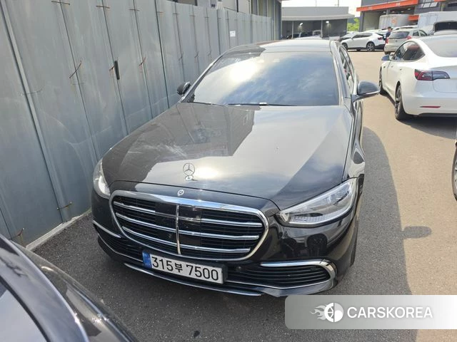Mercedes-Benz S-Class W223 2025 Черный из Кореи