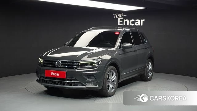 Volkswagen Tiguan second Generation 2018 Серый из Кореи