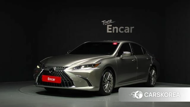 Lexus ES300h 7th generation 2023 Песочный из Кореи