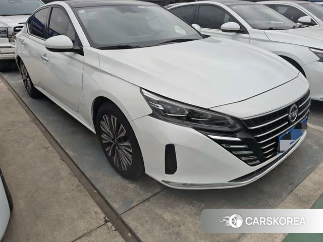 Nissan Teana 2023 Белый из Китая