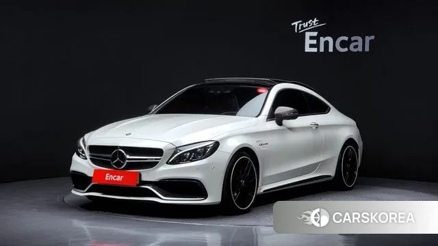 Mercedes-Benz C-Class W205 2018 Белый из Кореи