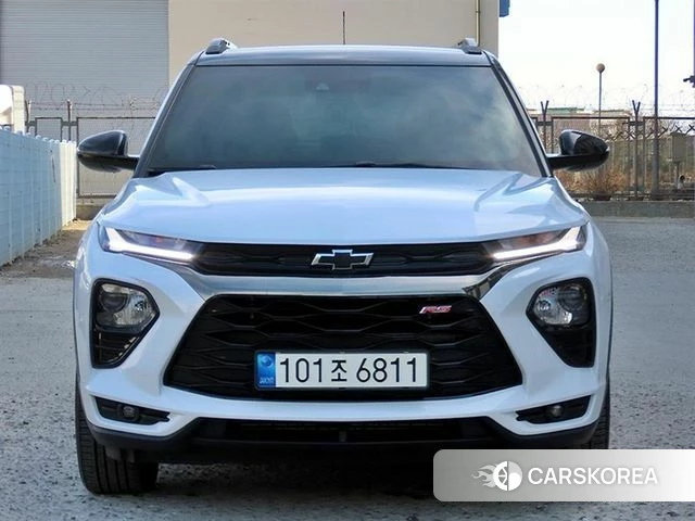 Chevrolet (GM Daewoo) Trailblazer 2022 Белый из Кореи