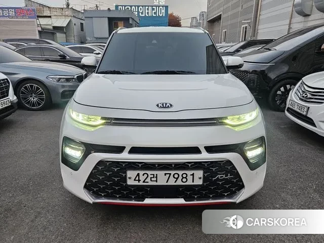 Kia Soul Booster 2019 Белый из Кореи