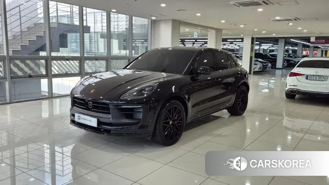 Porsche Macan 2023 Черный из Кореи