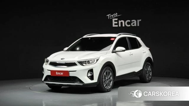Kia Stonic 2018 Белый из Кореи