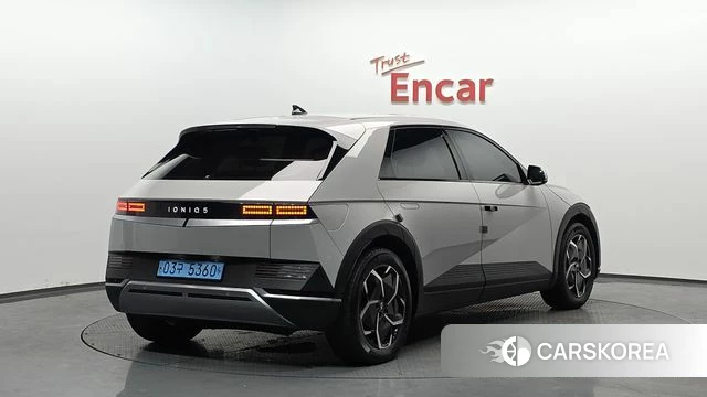 Hyundai Ionic 5 2021 Серебристо-серый из Кореи