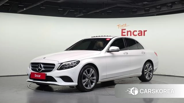 Mercedes-Benz C-Class W205 2019 Белый из Кореи