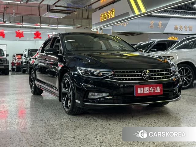 Volkswagen Magotan 2023 Черный из Китая