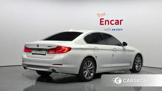 BMW 5 Series (G30) 2019 Белый из Кореи