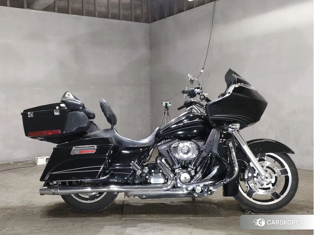 Проданный Harley-Davidson Road Glide FLTRX1690 2013 из Японии, фото 2