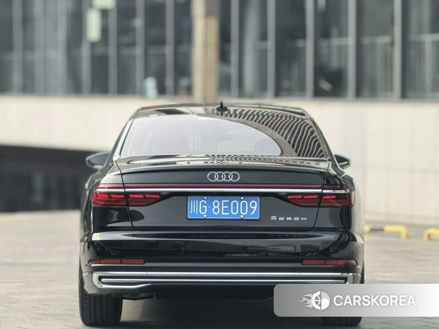 Audi A8 2024 Черный из Китая