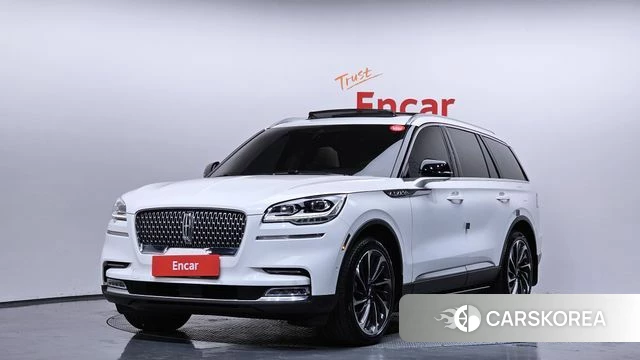 Lincoln Aviator 2nd generation 2021 Белый из Кореи
