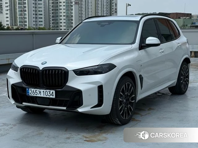 BMW X5 (G05) 2025 Белый из Кореи