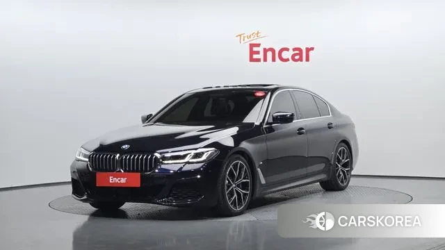 BMW 5 Series (G30) 2022 Черный из Кореи