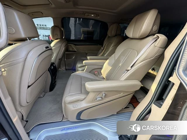 Buick GL8 2021 Красный из Китая