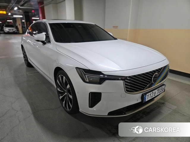 Volvo S90 2026 Белый из Кореи