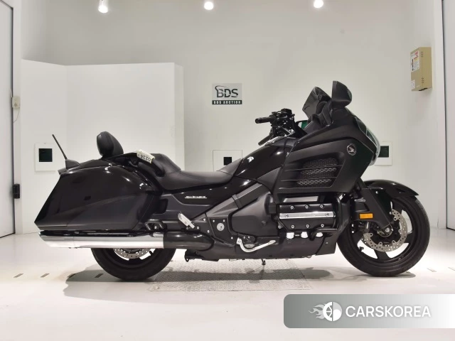 Проданный Honda GL1800 F6B 2013 из Японии