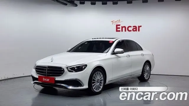 Mercedes-Benz E-Class W213 2022 Белый из Кореи