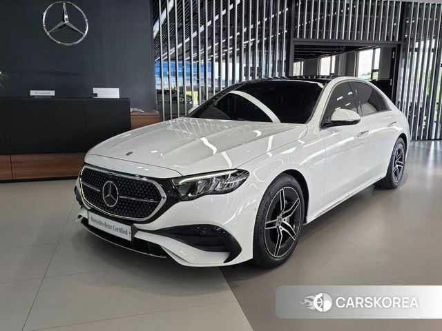 Mercedes-Benz E-Class W214 2025 Белый из Кореи