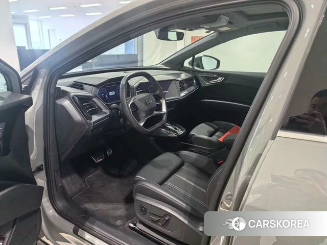 Audi Q4 e-tron 2025 Синий из Китая