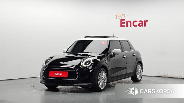Mini Cooper 2022 Черный из Кореи