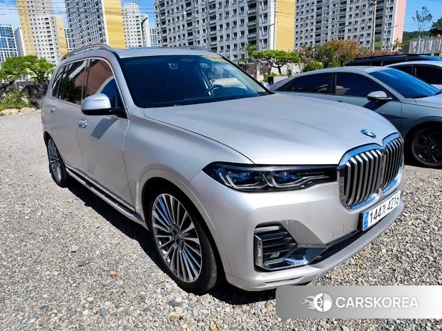 BMW X7 (G07) 2021 Серый из Кореи