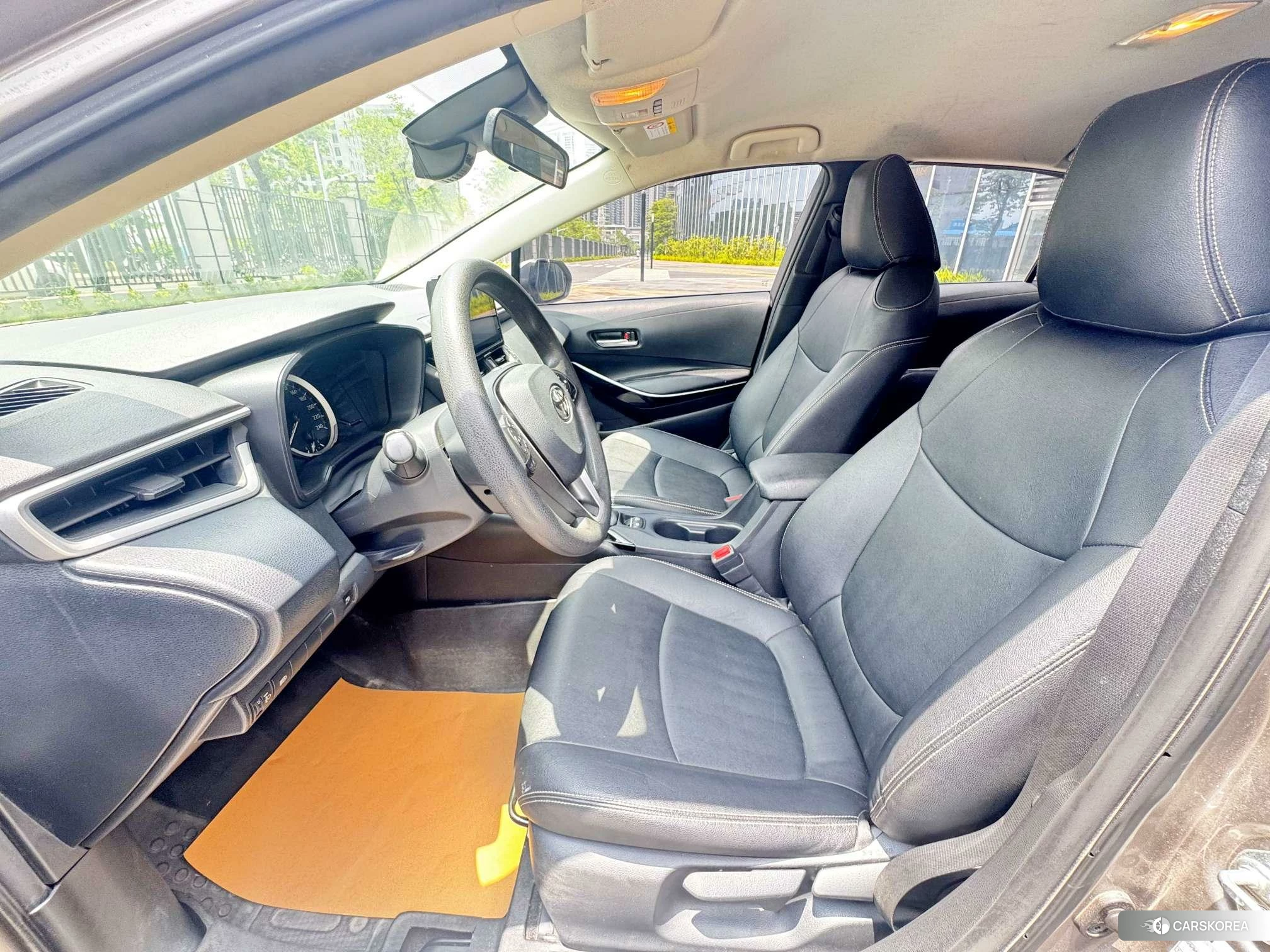 Toyota Corolla 2022 Коричневый из Китая