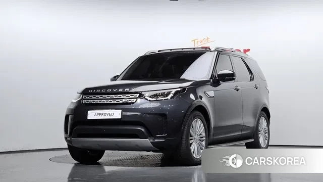 Land Rover Discovery 5 2019 Серый из Кореи
