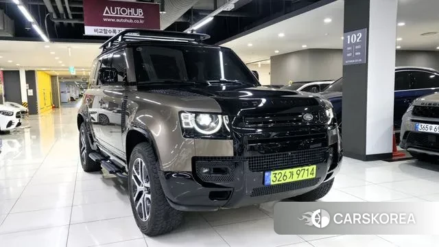 Land Rover Defender (L663) 2025 Коричневый из Кореи