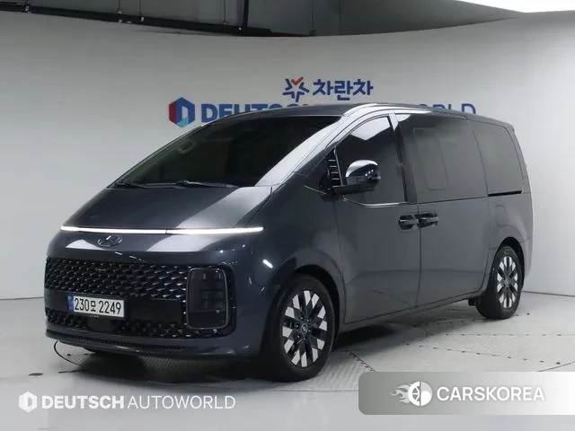Hyundai Staria 2021 Серый из Кореи