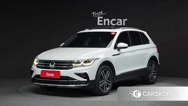 Volkswagen Tiguan second Generation 2022 Белый из Кореи