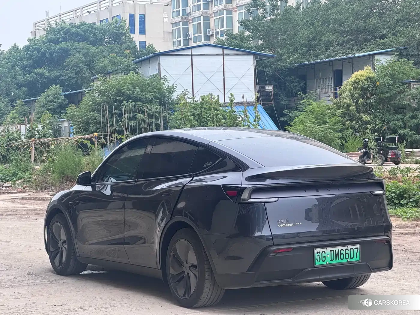 Tesla Model Y 2026 Silver/gray из Китая