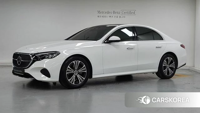 Mercedes-Benz E-Class W214 2024 Белый из Кореи