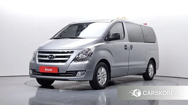 Hyundai Grand Starex 2018 Серебряный из Кореи