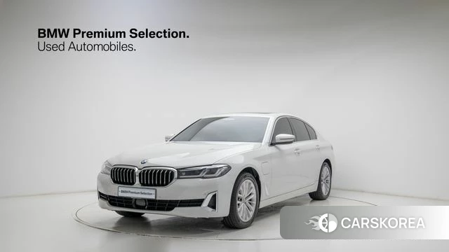 BMW 5 Series (G30) 2021 Белый из Кореи