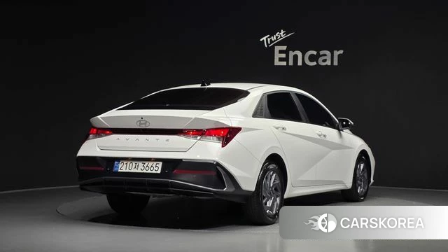Hyundai The New Avante (CN7) 2024 Белый из Кореи