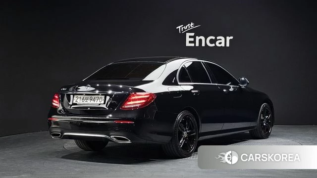Mercedes-Benz E-Class W213 2019 Черный из Кореи