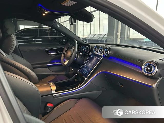 Mercedes-Benz Class C 2024 Белый из Китая