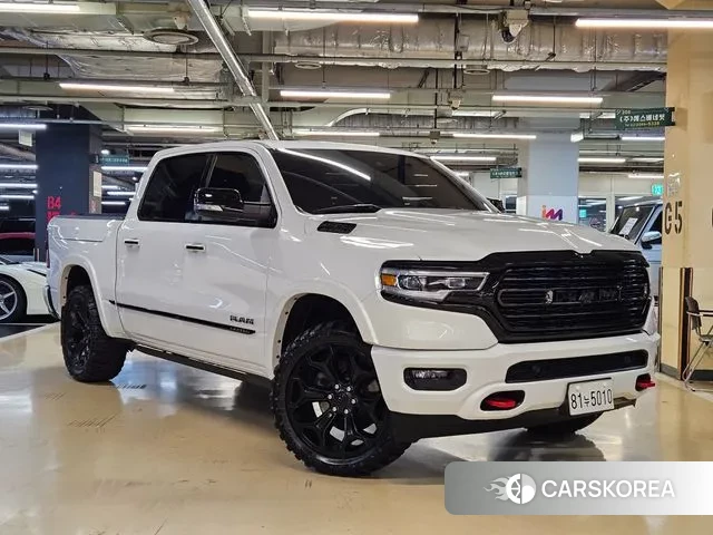 Dodge Lampicup 2020 Белый из Кореи