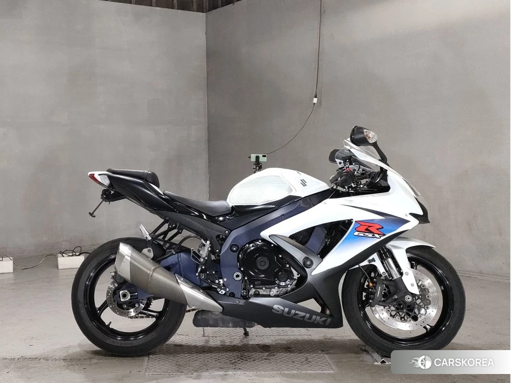 Проданный Suzuki GSX-R750 2011 из Японии