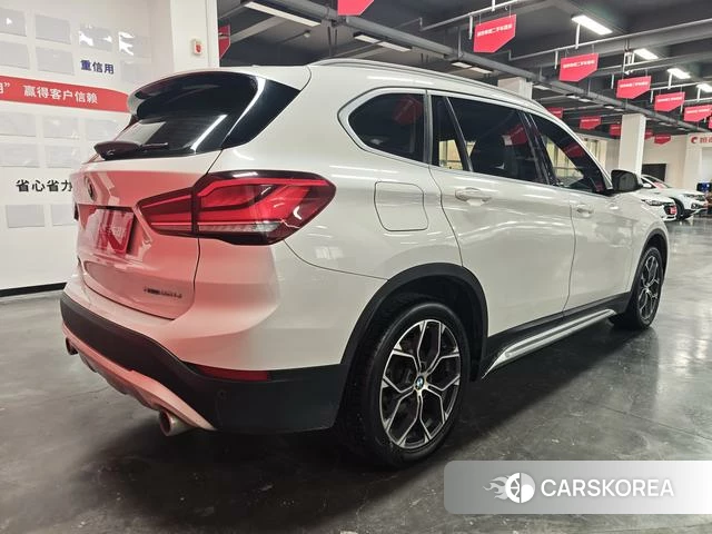 BMW X1 2021 Белый из Китая